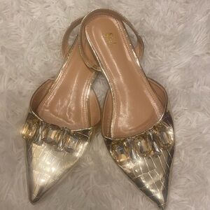 Beautiful gold dressy flat shoes
